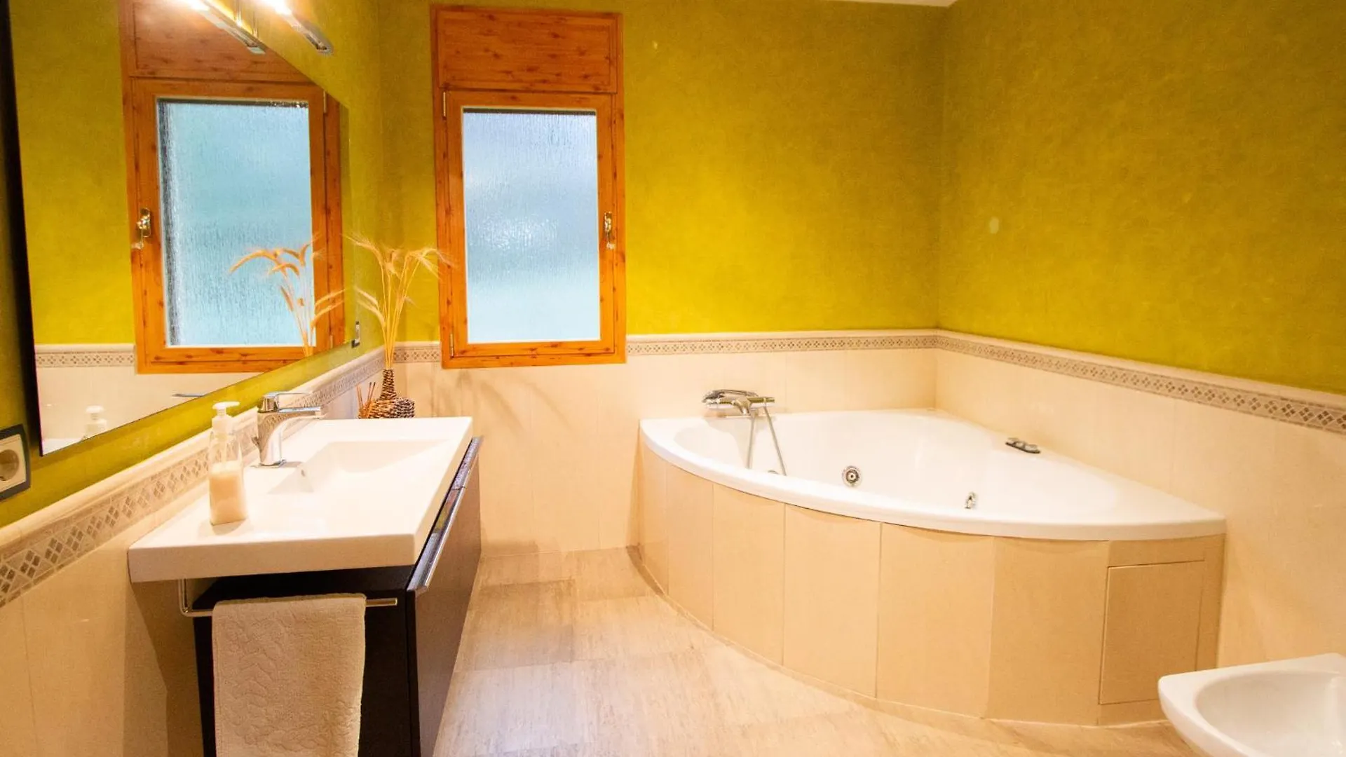 Spacious Countryside Costa Brava Relax Sils