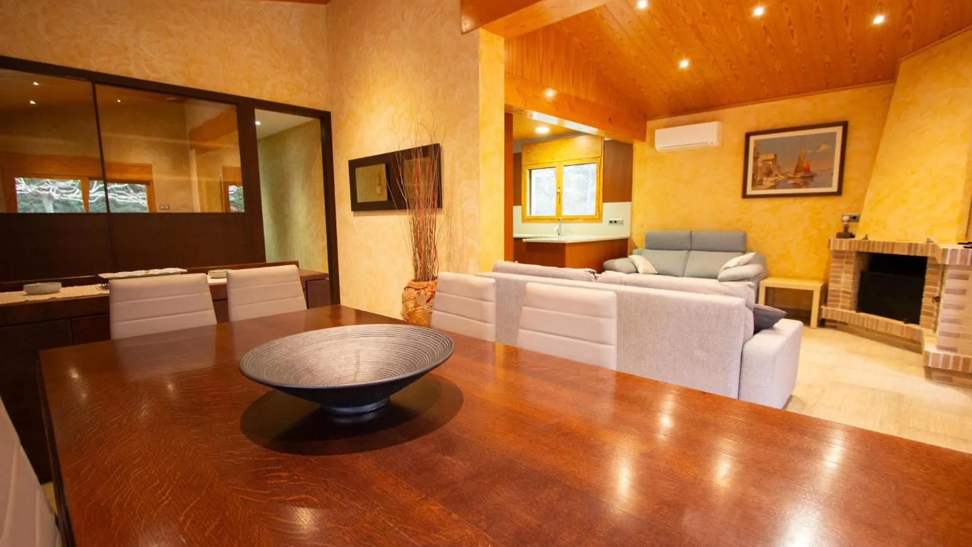 Spacious Countryside Costa Brava Relax Sils Villa