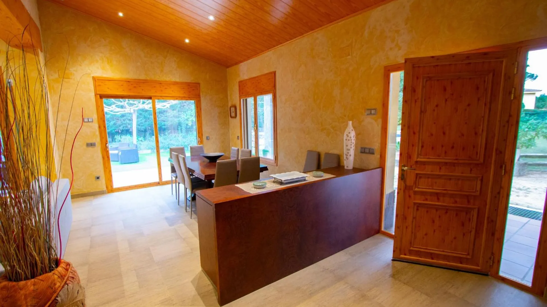 Spacious Countryside Costa Brava Relax Sils 0*,