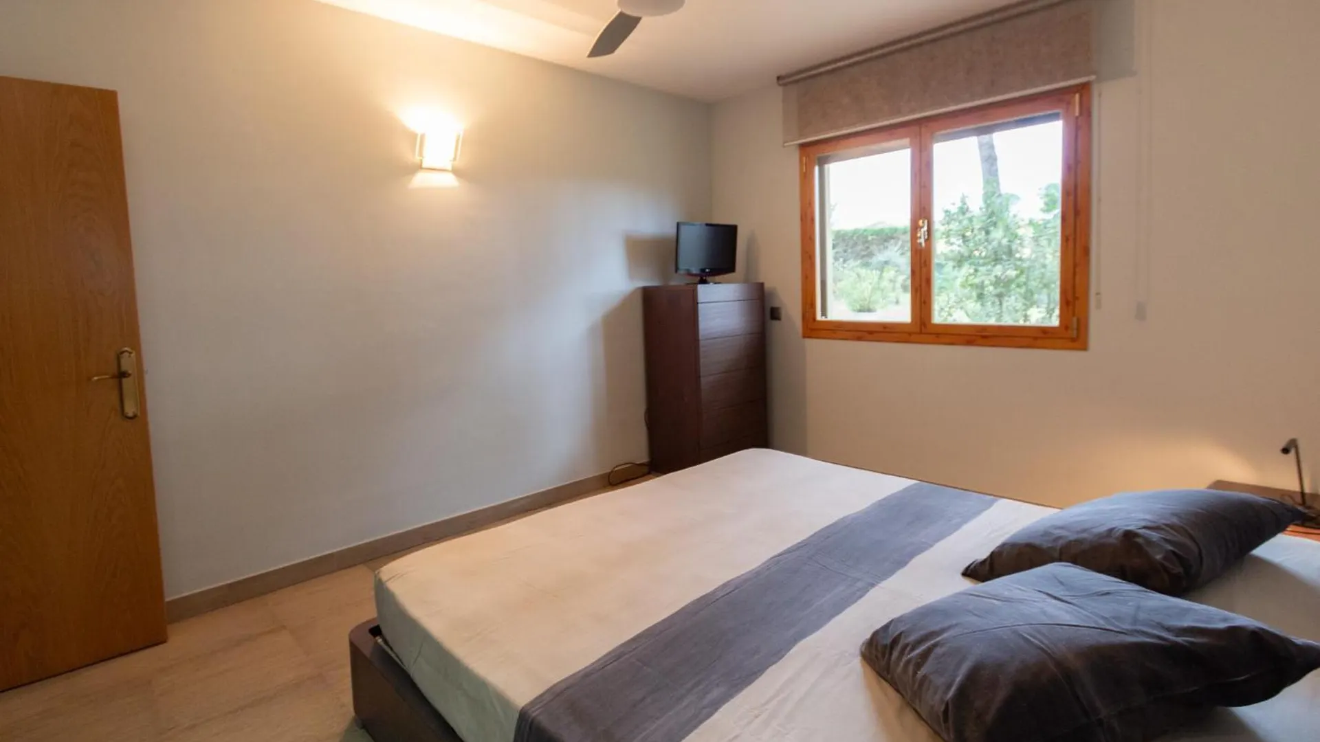 Spacious Countryside Costa Brava Relax Sils