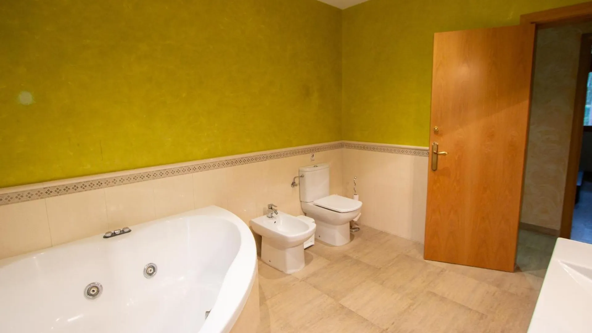 Villa Spacious Countryside Costa Brava Relax Sils